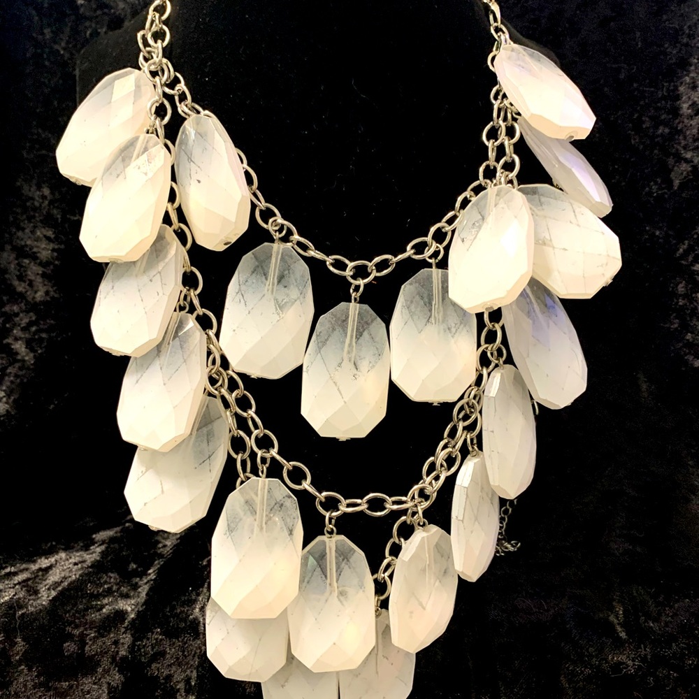 A Gorgeous White/Crystal Statement Necklace